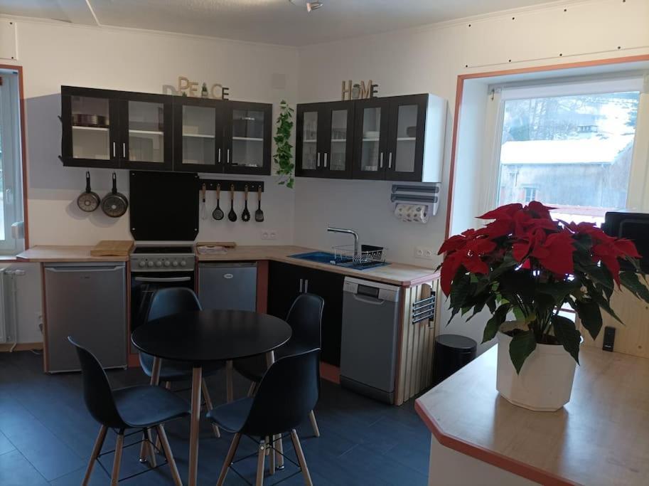 Marguerite Apartment
